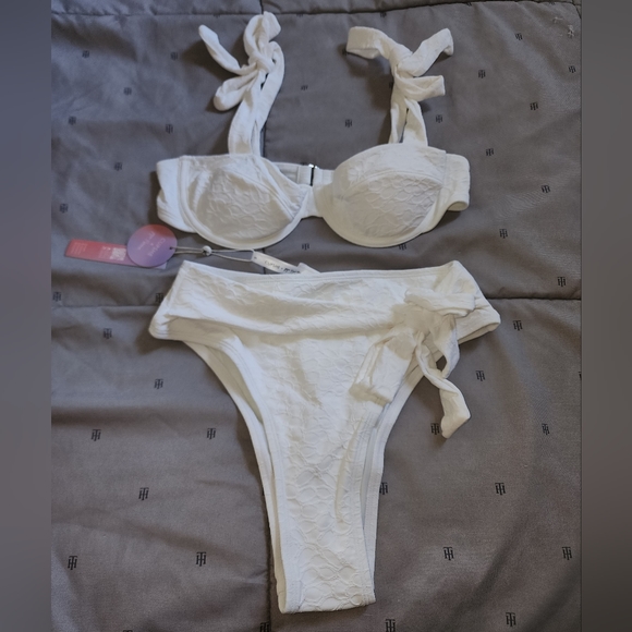 Cupshe bikini - Picture 4 of 4